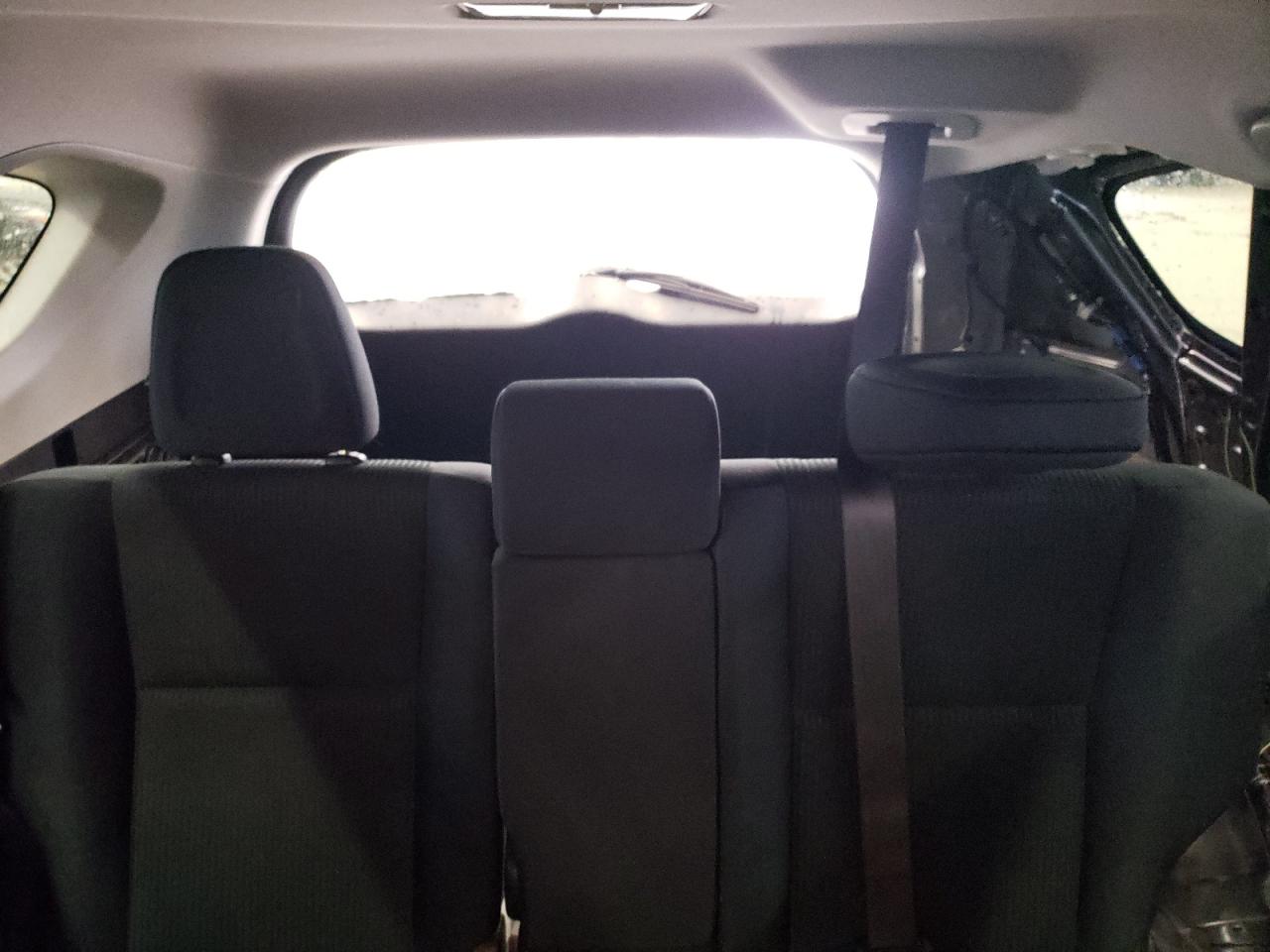 JTMBFREVXHJ709749 2017 Toyota Rav4 Le