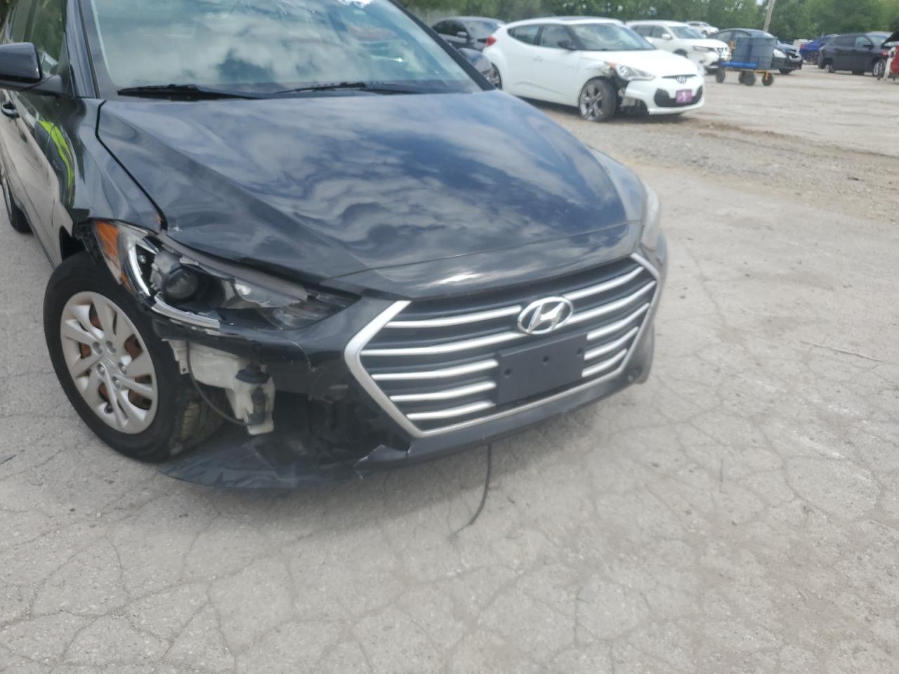 2018 Hyundai Elantra Se vin: 5NPD74LF0JH234003