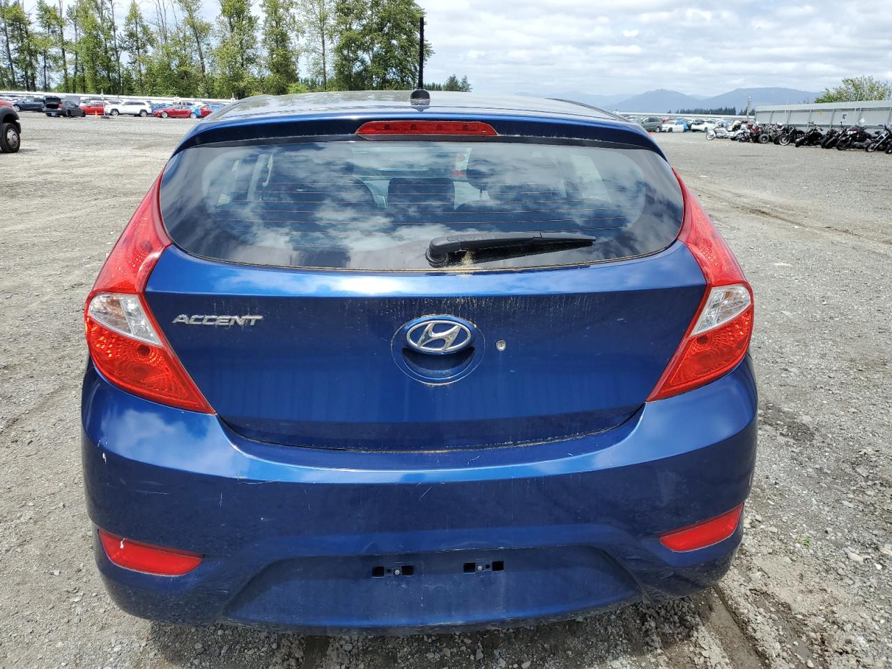 KMHCT5AE1HU346862 2017 Hyundai Accent Se