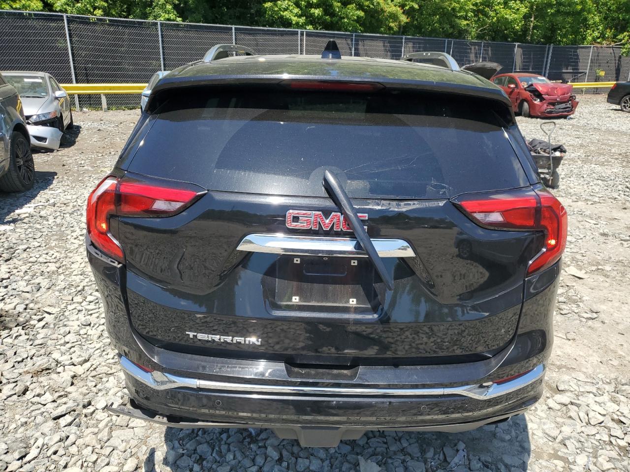 3GKALSEX4KL122335 2019 GMC Terrain Denali