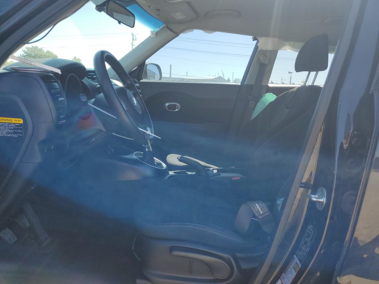 KNDJN2A2XJ7558271 2017 Kia Soul