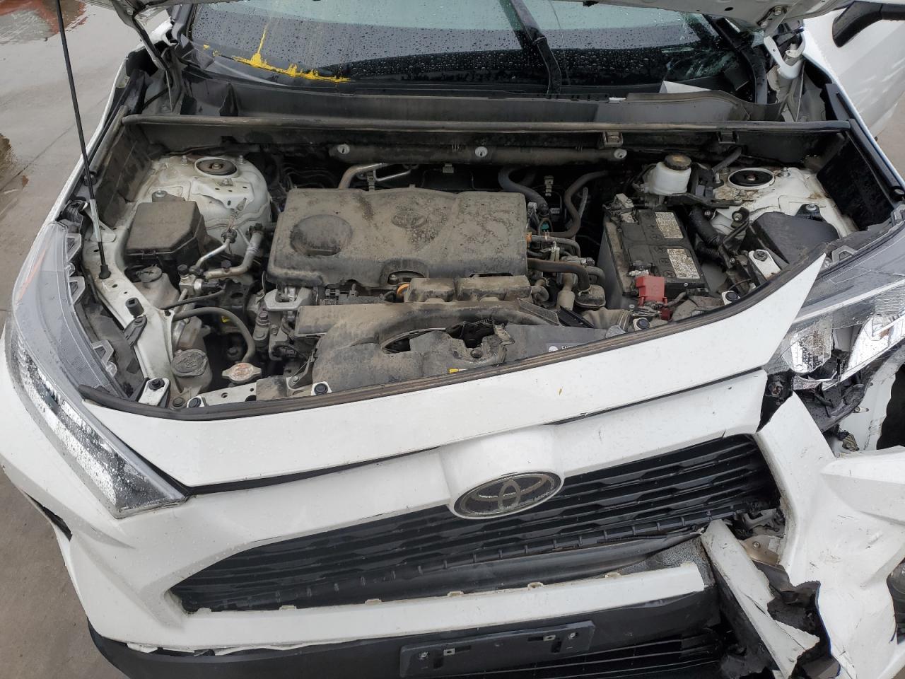 2T3W1RFV5MC130986 2021 Toyota Rav4 Xle