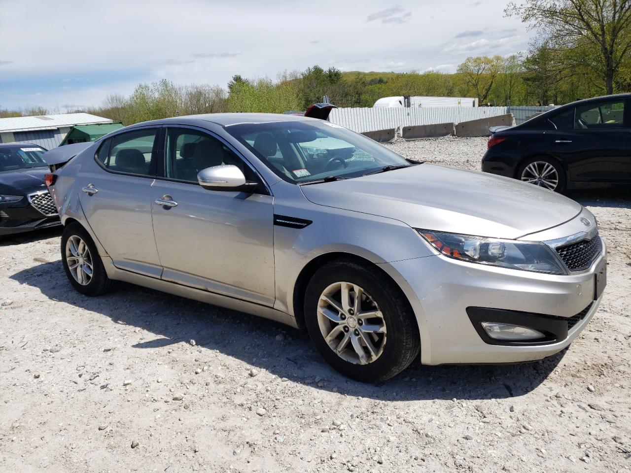 KNAGM4A76C5285135 2012 Kia Optima Lx