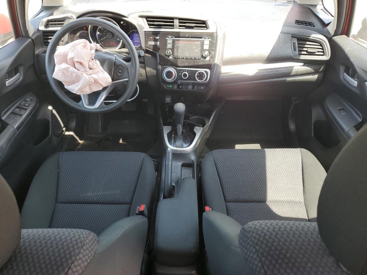 2019 Honda Fit Lx vin: 3HGGK5H46KM729943