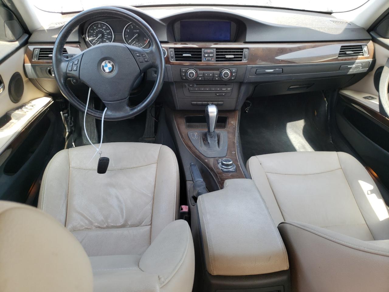 WBAPK5G51BNN27362 2011 BMW 328 Xi Sulev