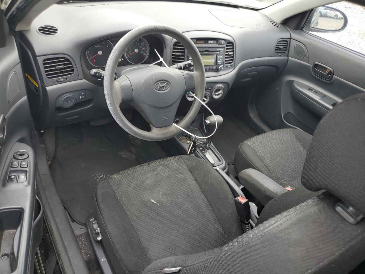 KMHCM36C99U131286 2009 Hyundai Accent Gs