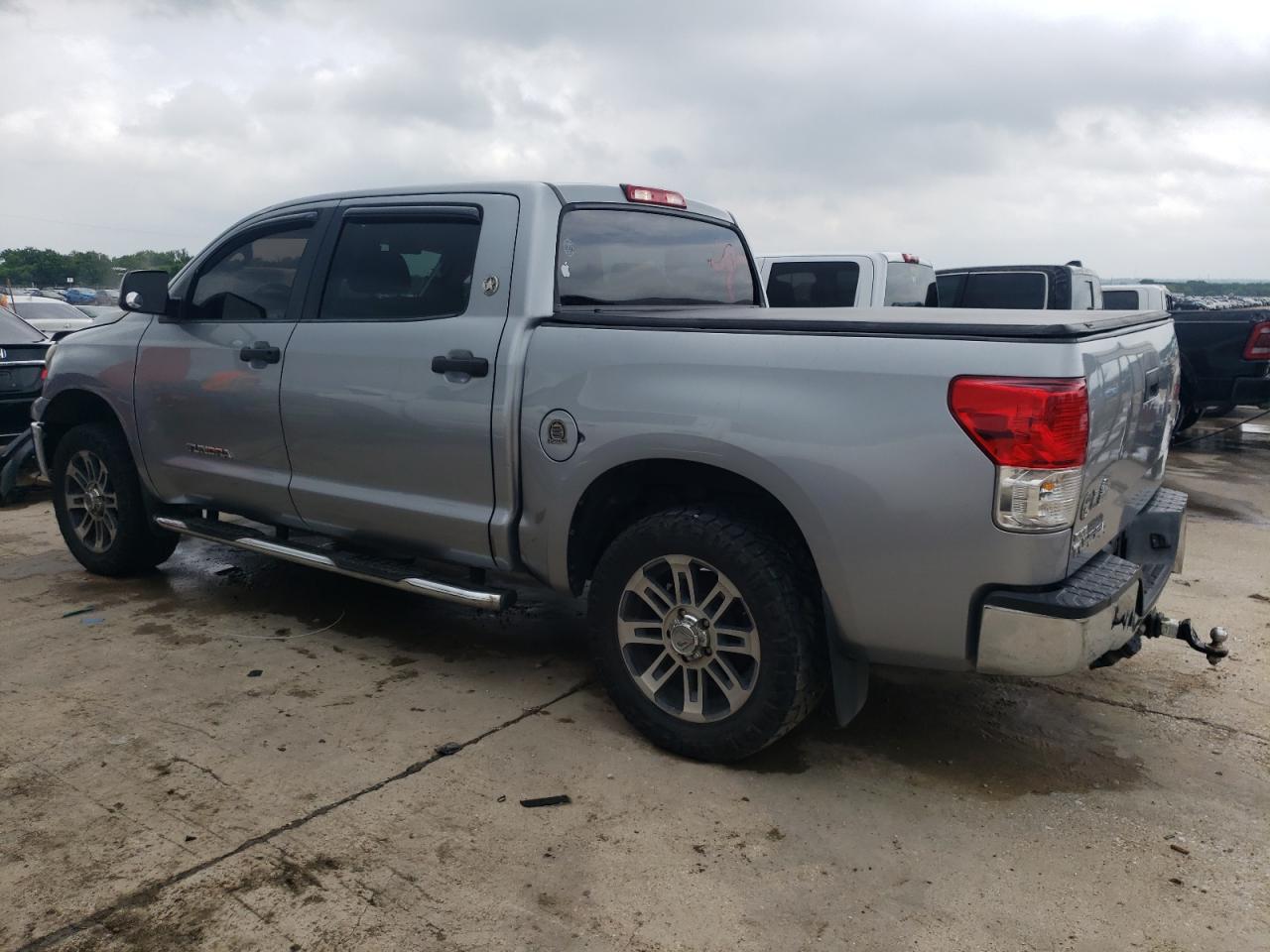 5TFEM5F16CX049433 2012 Toyota Tundra Crewmax Sr5