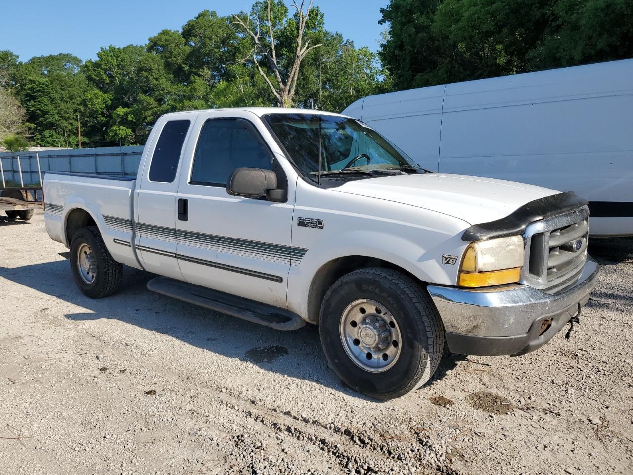 1FTNX20F3XEB32216 1999 Ford F250 Super Duty