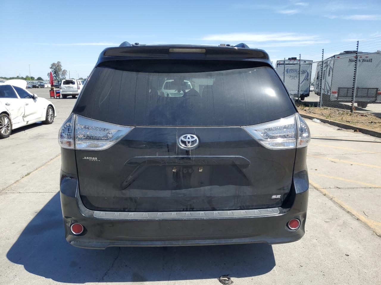 5TDXK3DC0ES499515 2014 Toyota Sienna Sport