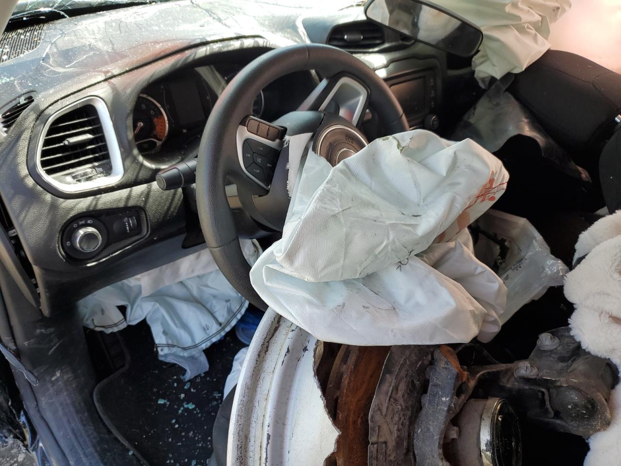 ZACCJBAB5JPJ07088 2018 Jeep Renegade Sport