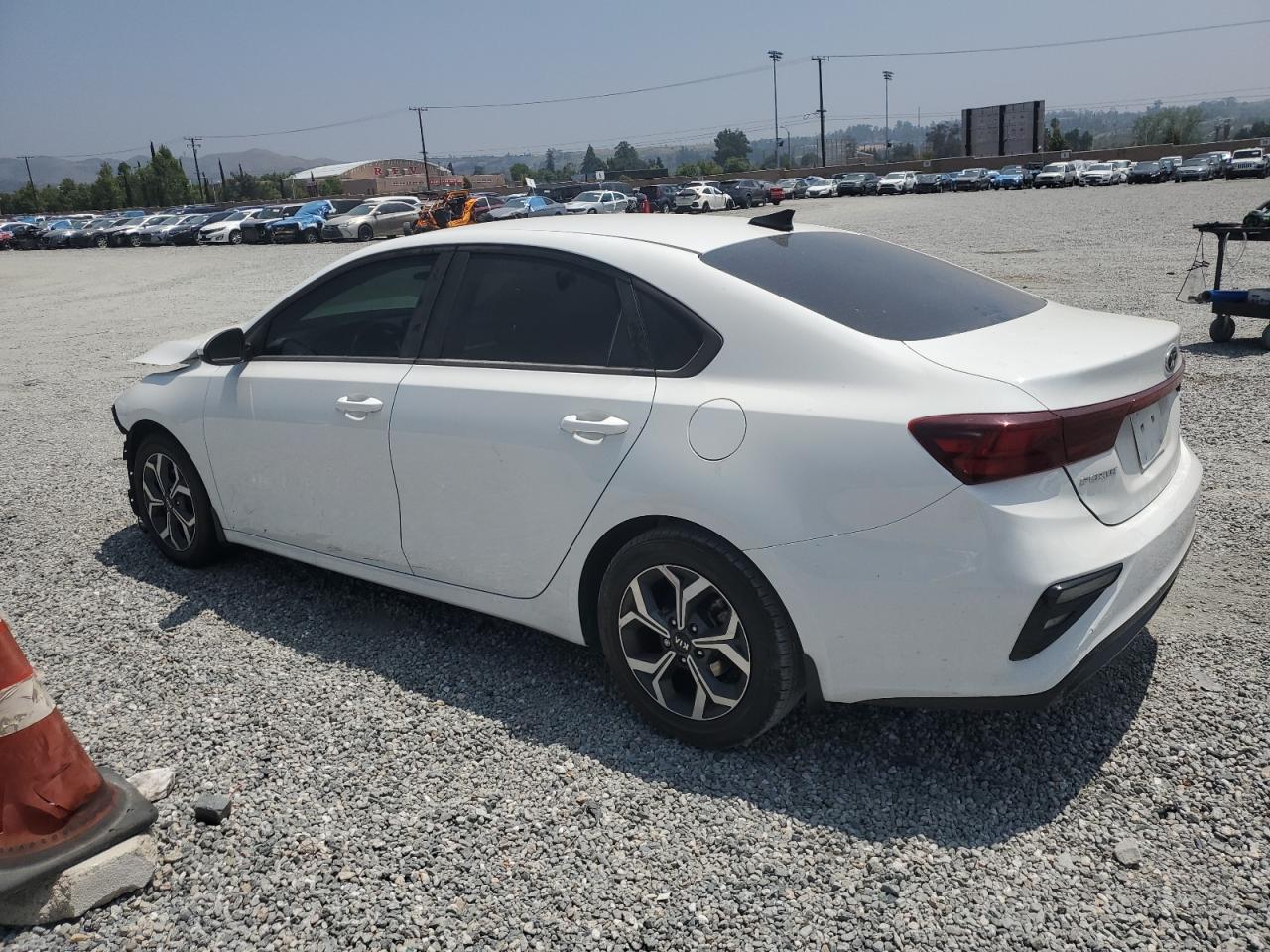 3KPF24AD0ME403681 2021 Kia Forte Fe