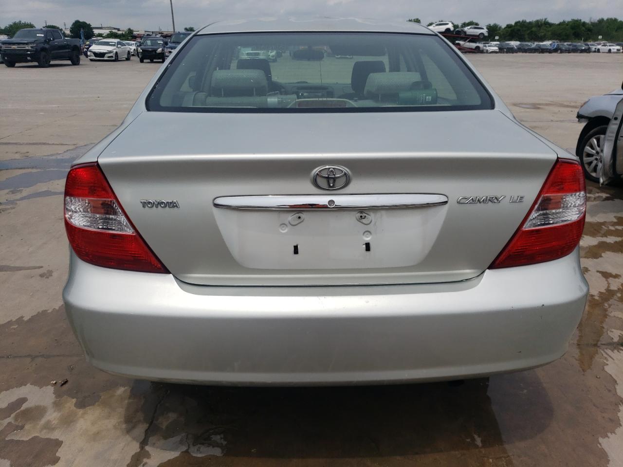 JTDBE32K020121852 2002 Toyota Camry Le