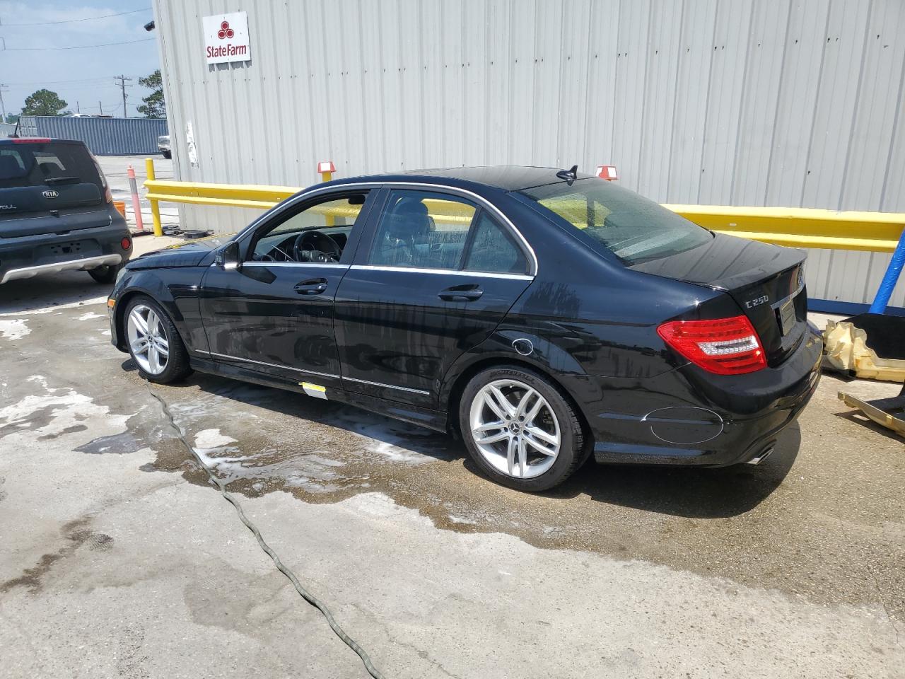 WDDGF4HB1DR248047 2013 Mercedes-Benz C 250