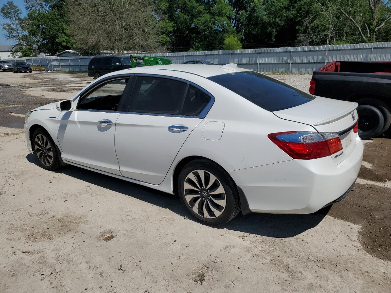 1HGCR6F39FA008660 2015 Honda Accord Hybrid