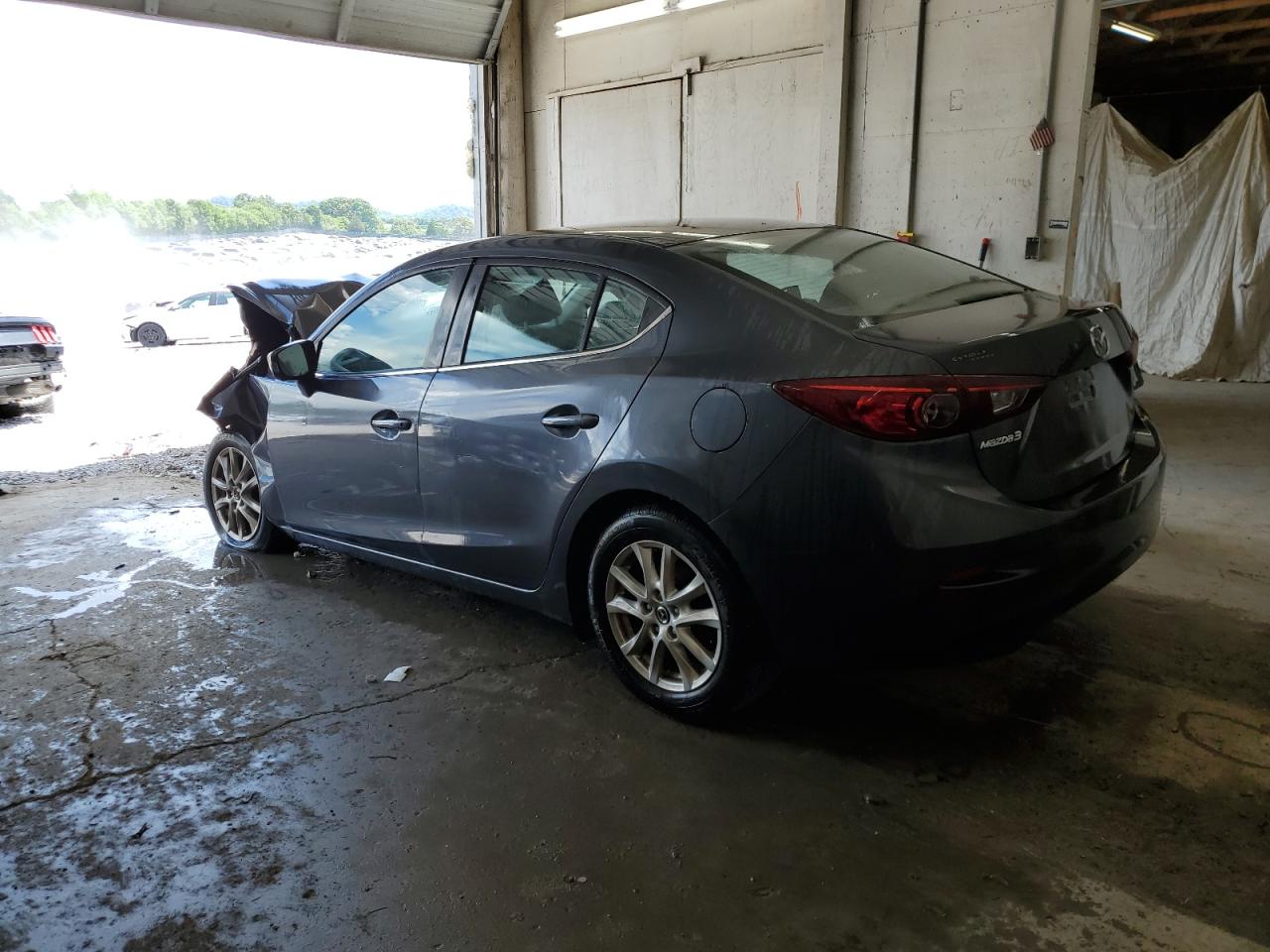 2016 Mazda 3 Sport vin: JM1BM1U7XG1327214