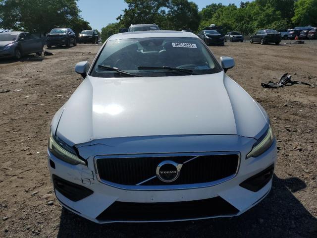 2019 Volvo S60 T5 Momentum VIN: 7JR102FK7KG011811 Lot: 56910234