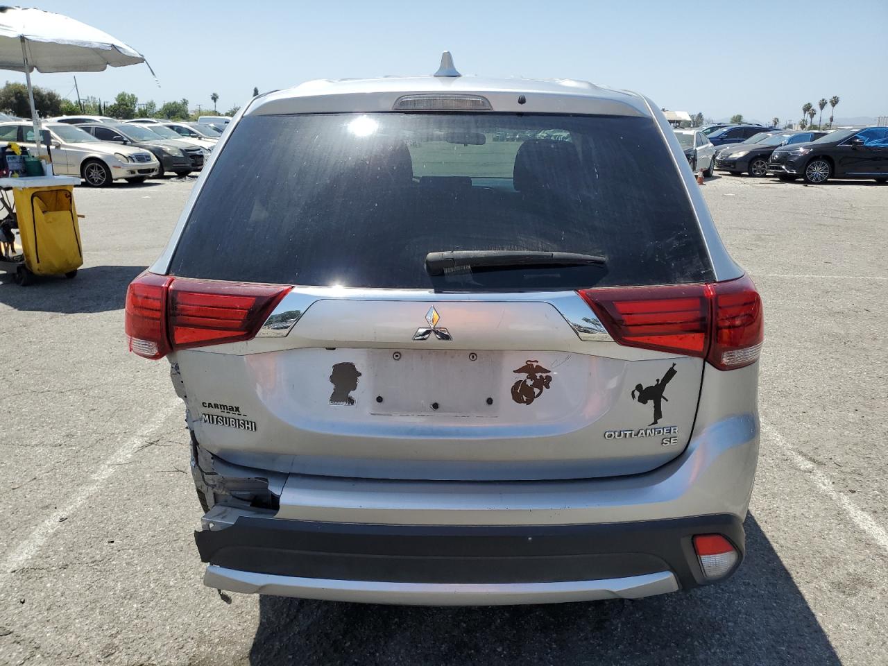 JA4AD3A34JJ003895 2018 Mitsubishi Outlander Se
