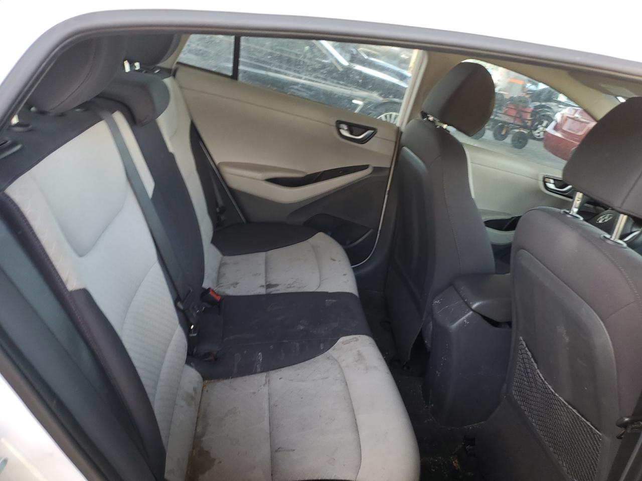 KMHC65LC6HU031056 2017 Hyundai Ioniq Blue