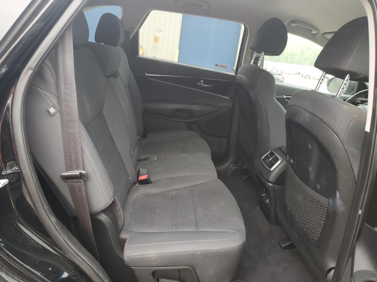 5XYPGDA39KG558601 2019 Kia Sorento L