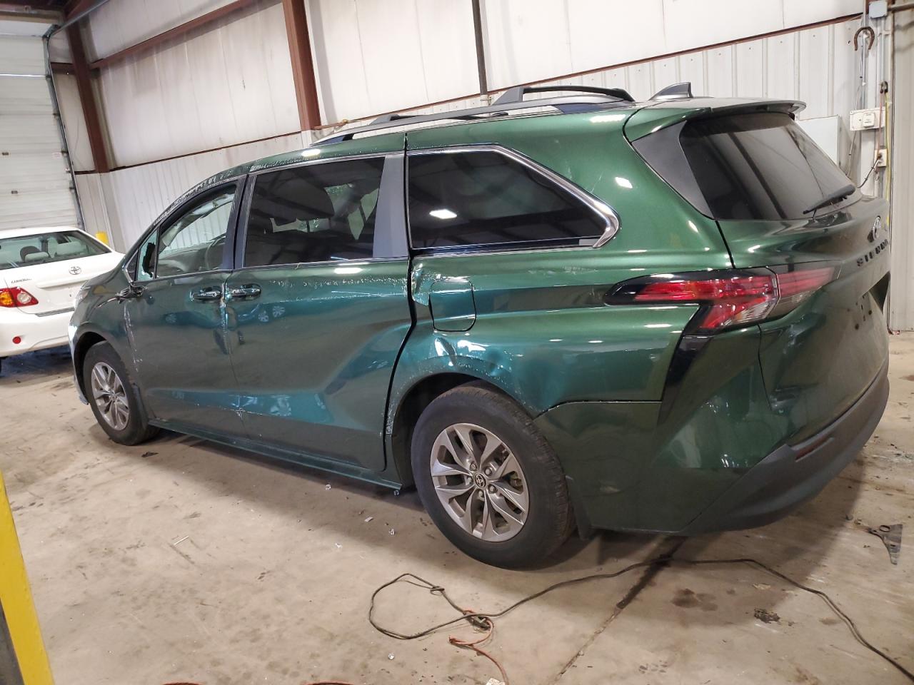 5TDKRKEC7NS096744 2022 Toyota Sienna Le