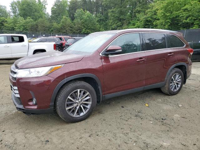 VIN 5TDJZRFH8KS938985 2019 Toyota Highlander, SE no.1