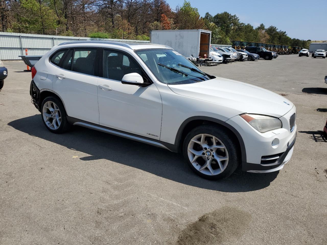 WBAVL1C55FVY24899 2015 BMW X1 xDrive28I