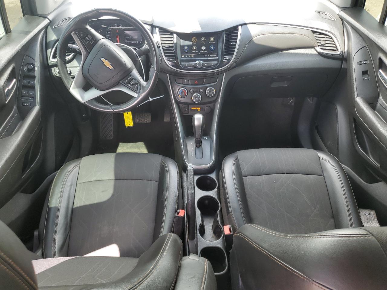 KL7CJLSB8KB823113 2019 Chevrolet Trax 1Lt