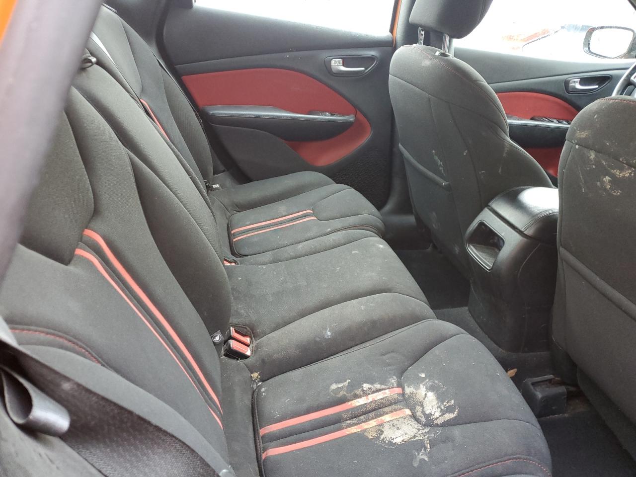 1C3CDFBH1DD257758 2013 Dodge Dart Sxt