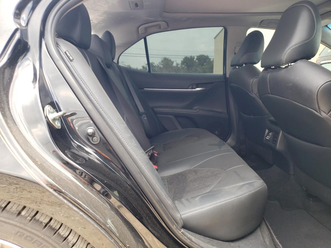 4T1B61HK6KU811568 2019 Toyota Camry Xse