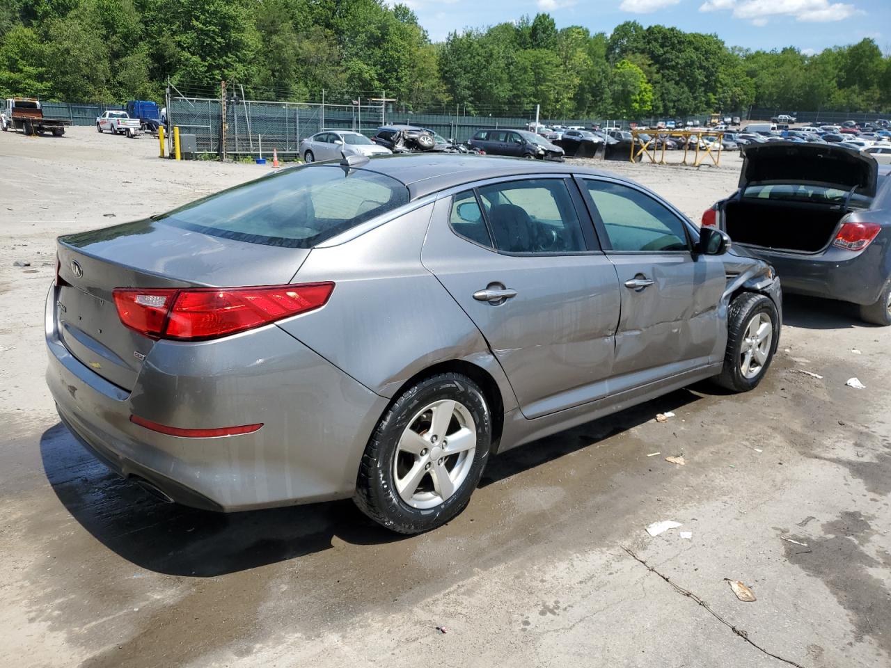 5XXGM4A75FG505240 2015 Kia Optima Lx