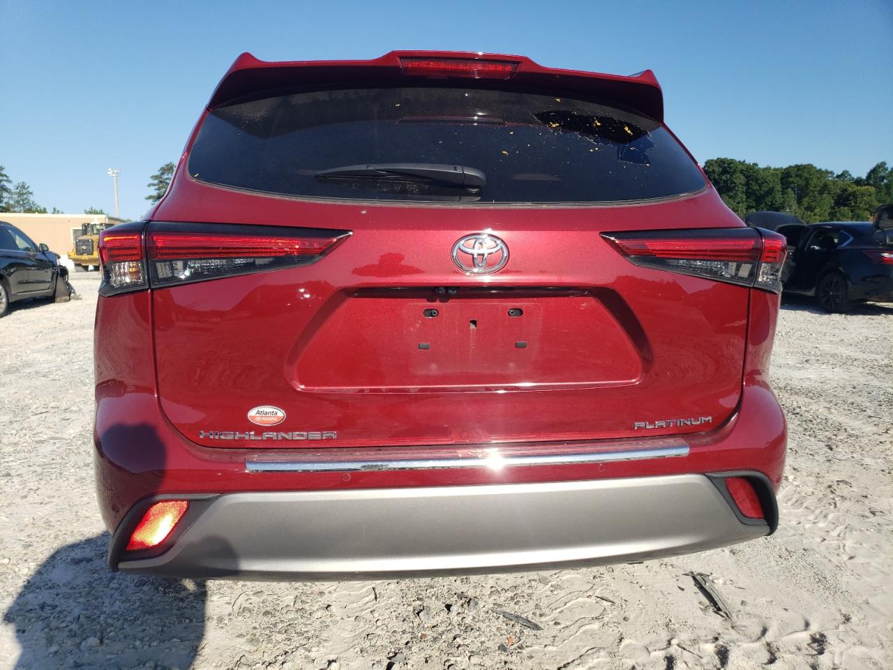 5TDFZRAHXNS098127 2022 Toyota Highlander Platinum