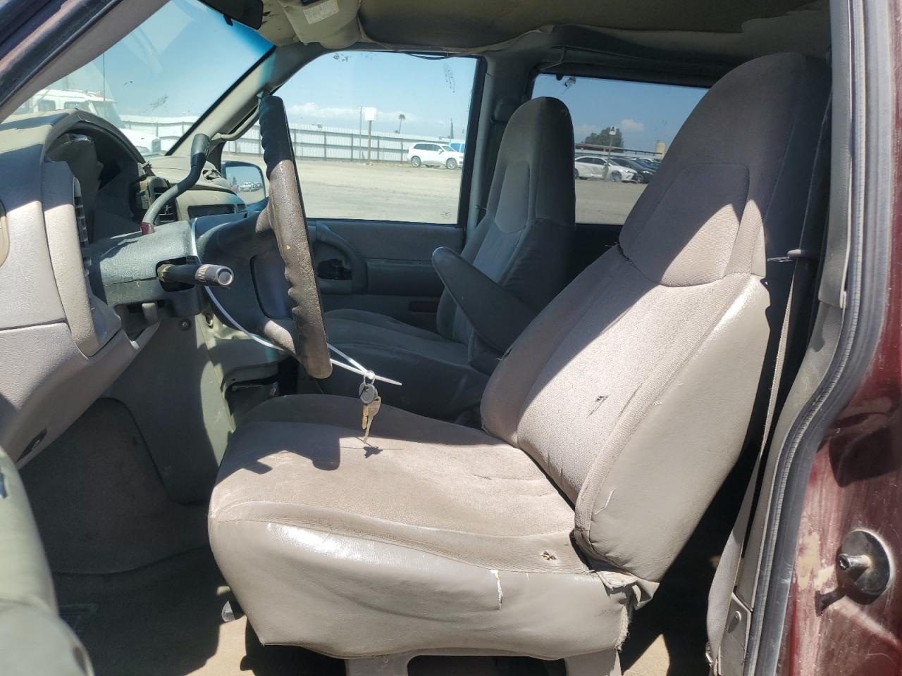 1GKDM19X53B500325 2003 GMC Safari Xt