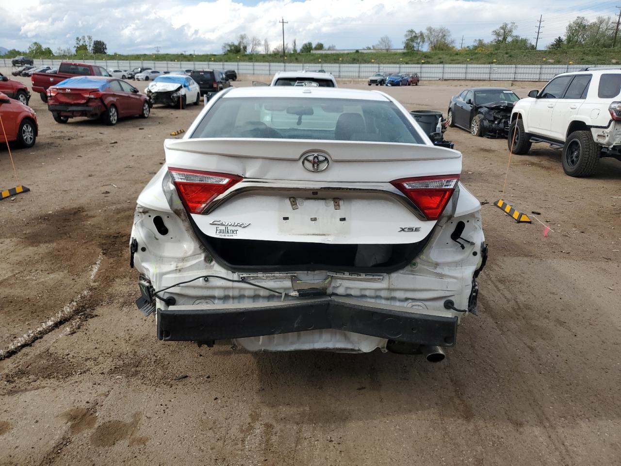 4T1BF1FK8GU574110 2016 Toyota Camry Le