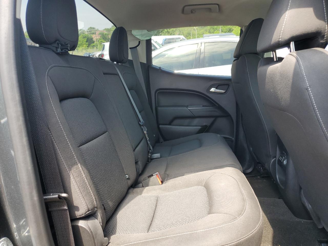 1GCGTCEN1H1147882 2017 Chevrolet Colorado Lt