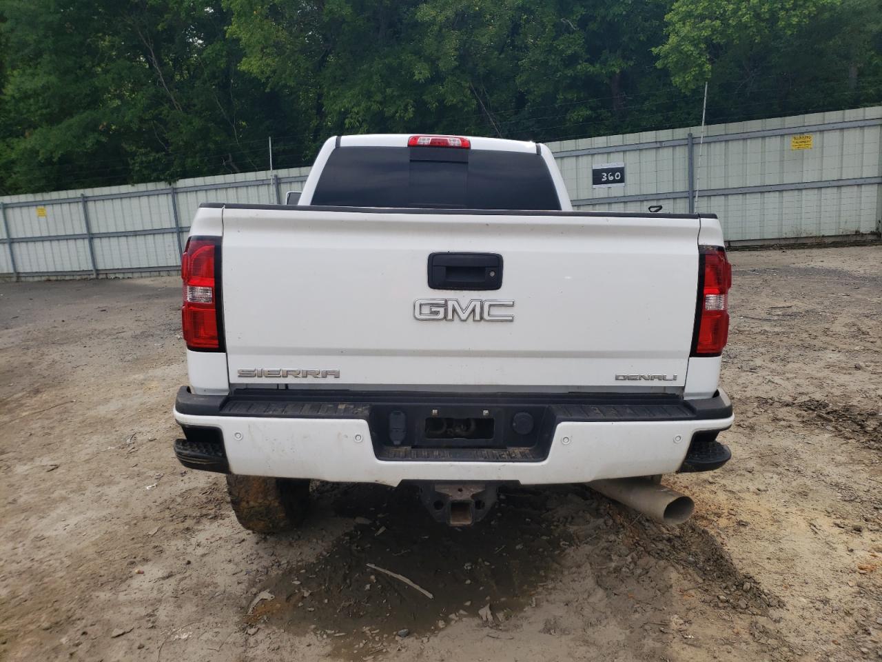1GT12UEY9HF144434 2017 GMC Sierra K2500 Denali