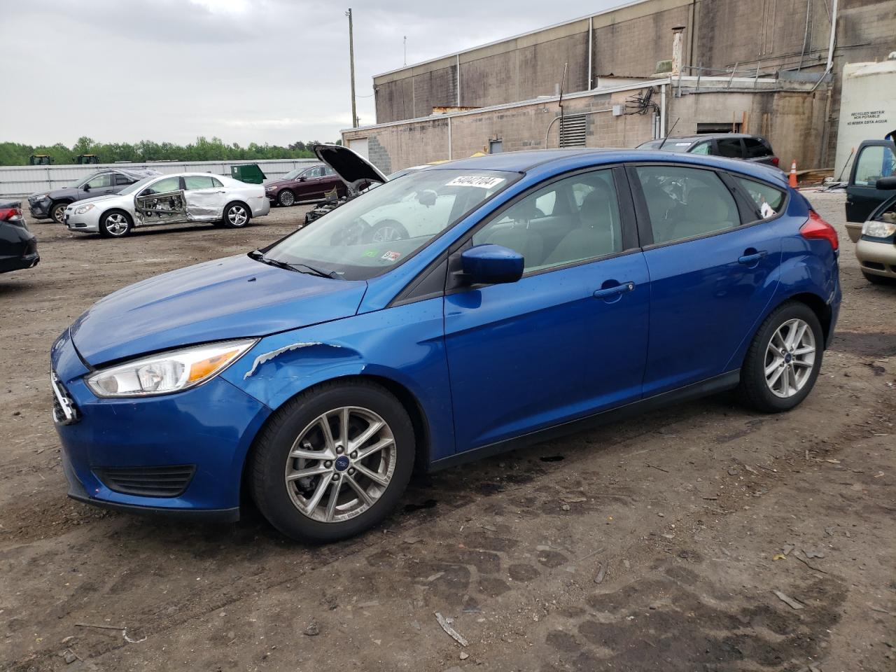 1FADP3K21JL329910 2018 Ford Focus Se