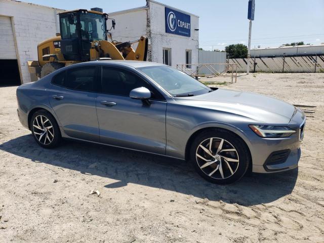 VIN 7JRA22TK5KG015693 2019 Volvo S60, T6 Momentum no.4