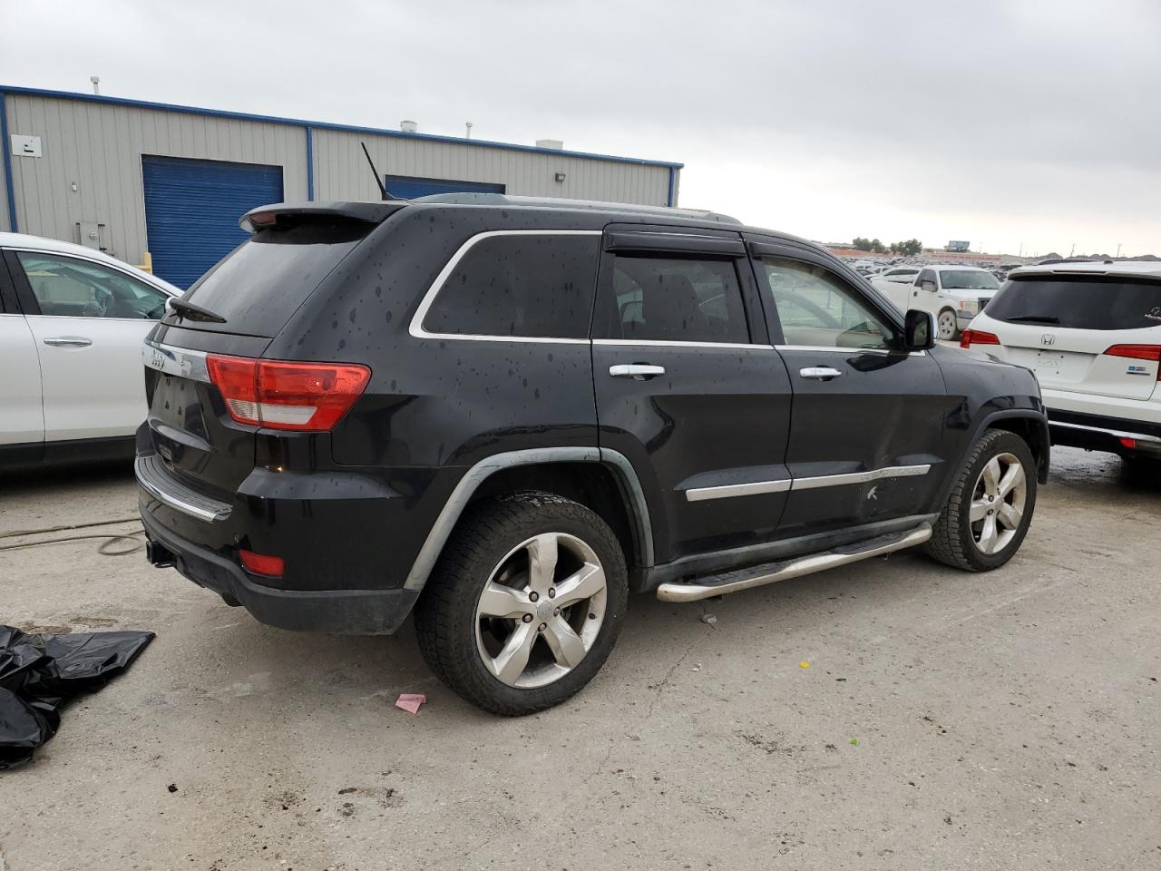 1C4RJECT1CC182558 2012 Jeep Grand Cherokee Overland