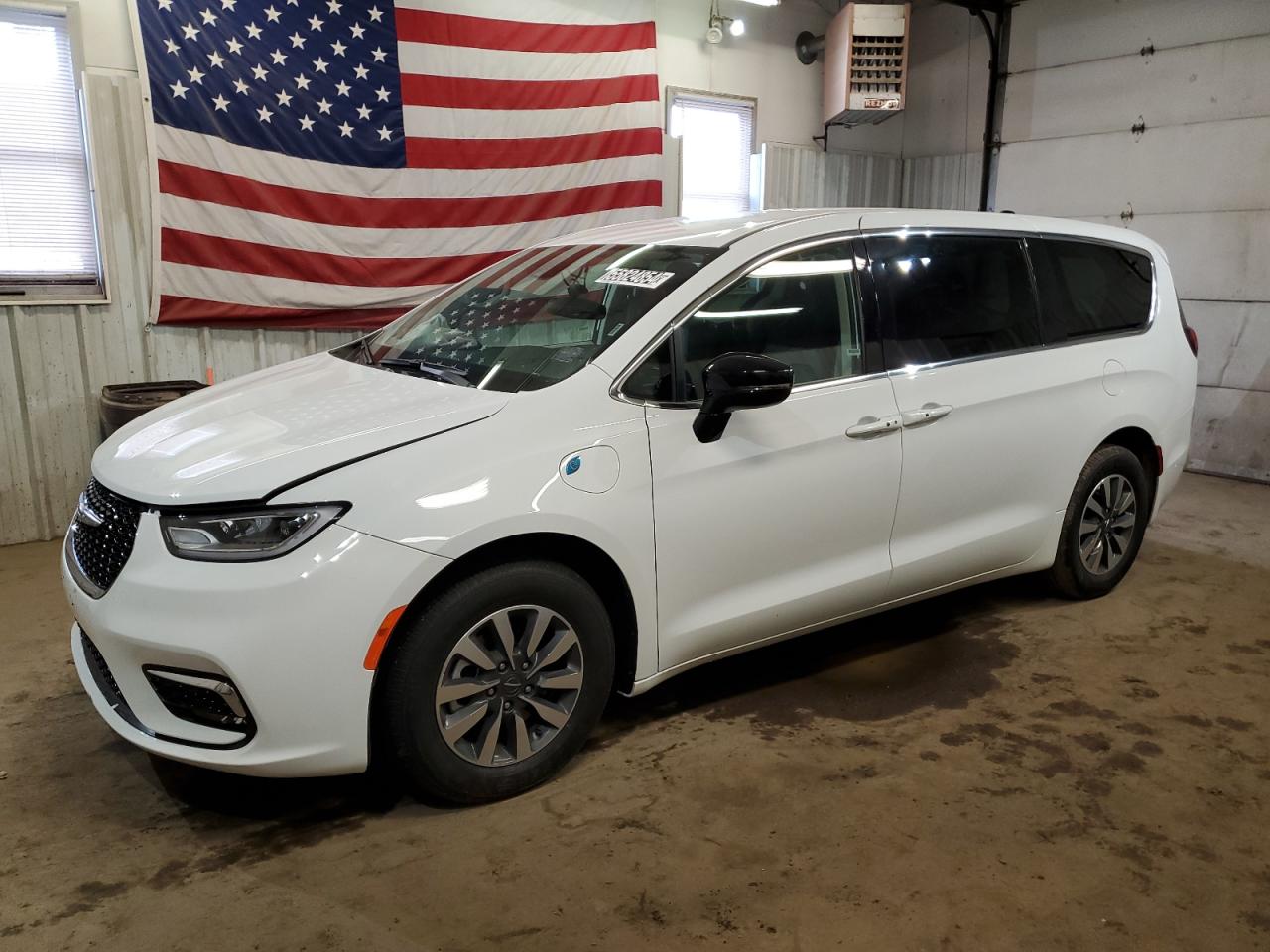 Lot #2692004529 2024 CHRYSLER PACIFICA H