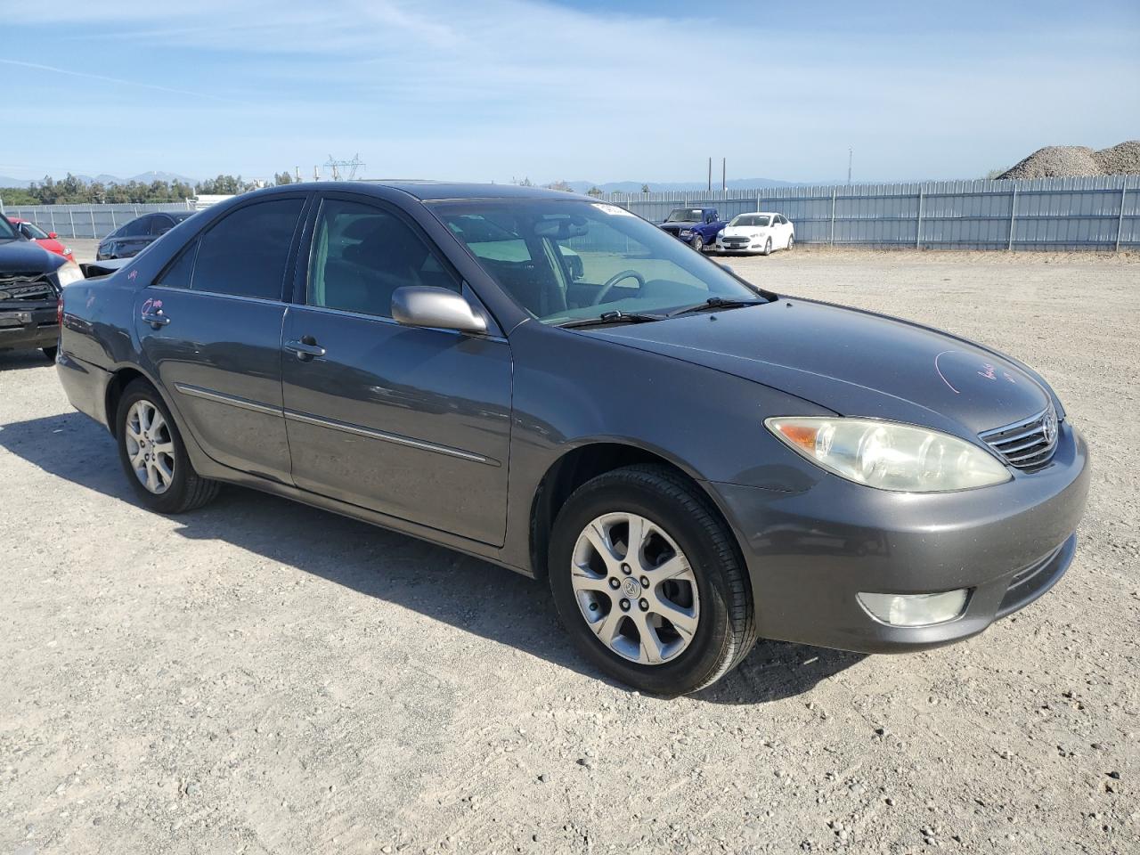 4T1BE30K15U985286 2005 Toyota Camry Le