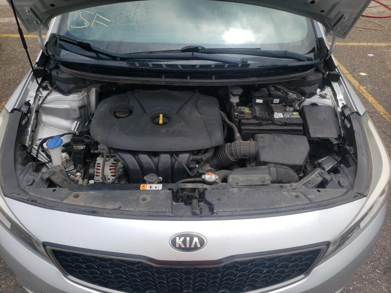 KNAFK5A89H5720138 2017 Kia Forte Lx