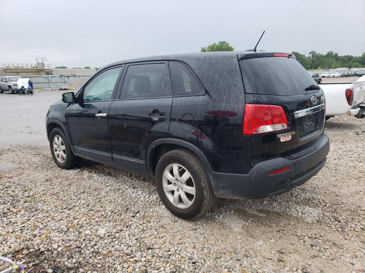 2013 Kia Sorento Lx vin: 5XYKT3A17DG326046