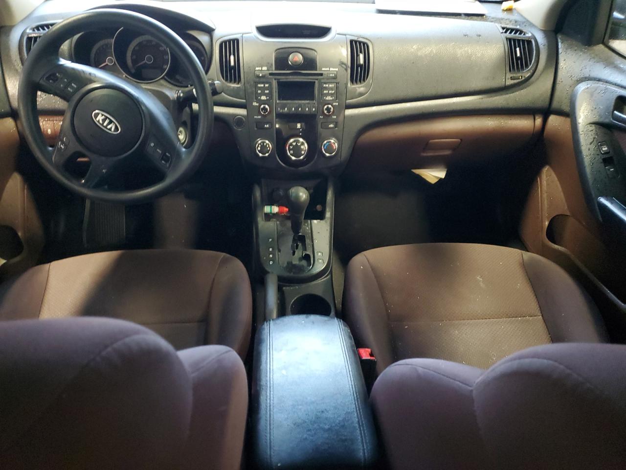 KNAFU4A26A5829582 2010 Kia Forte Ex