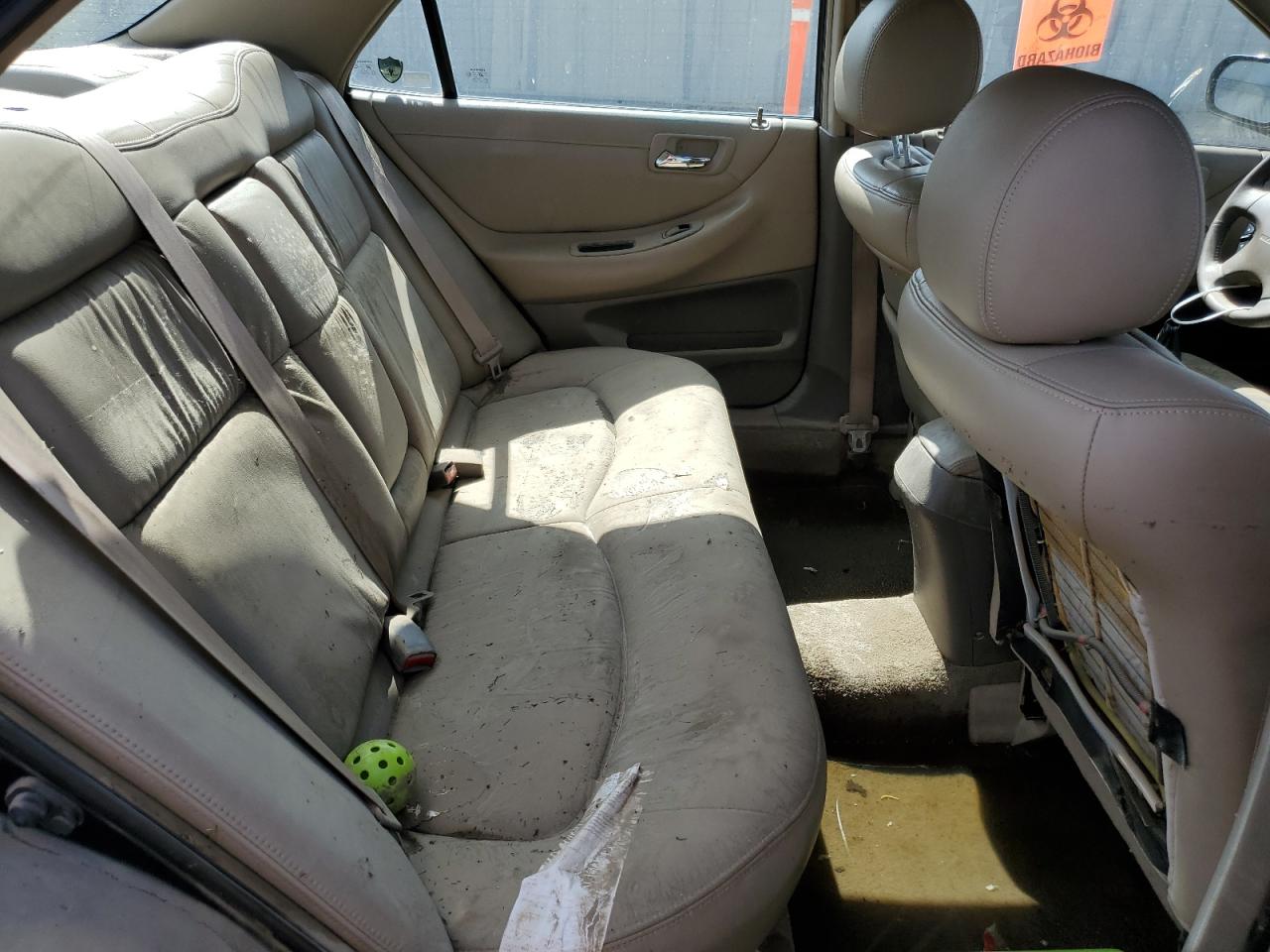 1HGCG165XYA086586 2000 Honda Accord Ex