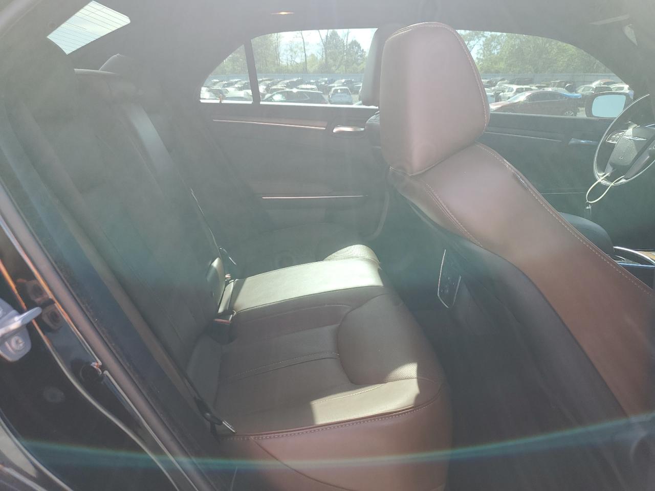 2C3CCAJGXEH352743 2014 Chrysler 300C Varvatos