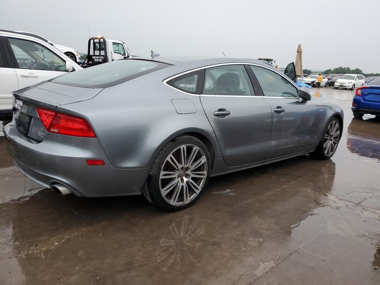 2012 Audi A7 Prestige vin: WAUSGAFC8CN002241