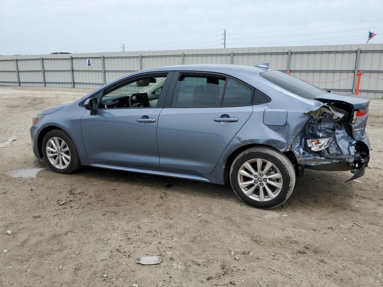 5YFB4MDE1RP113999 2024 Toyota Corolla Le