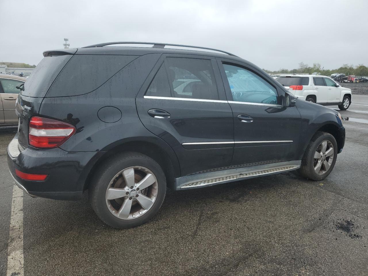 4JGBB8GB3BA717087 2011 Mercedes-Benz Ml 350 4Matic