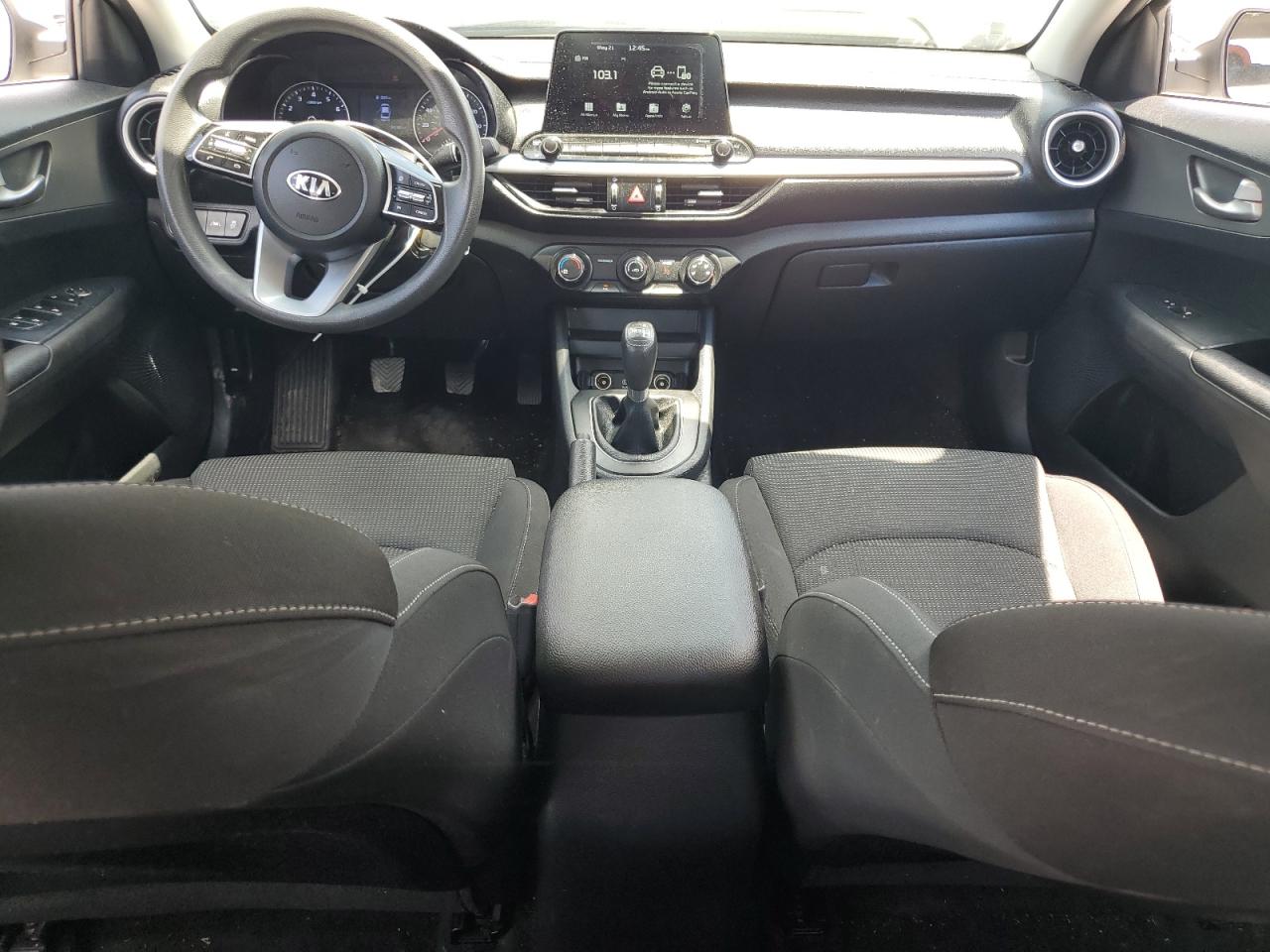 2021 Kia Forte Fe vin: 3KPF24AD6ME266830