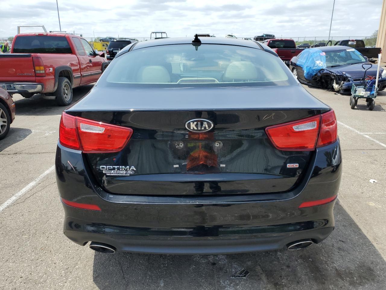 5XXGM4A72FG435700 2015 Kia Optima Lx